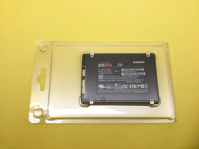 Alt view image 3 of 4 - Samsung 870 EVO Series 2TB SATA 2.5" Internal SSD MZ-77E2T0