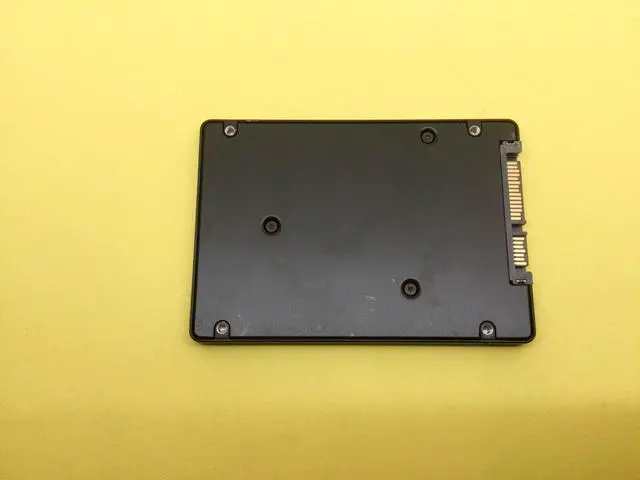 Alt view image 3 of 7 - Samsung SM863 Series 960GB SATA 6Gbps 2.5'' Internal SSD MZ-7KM9600