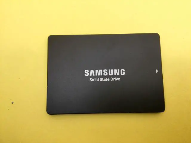 Alt view image 5 of 7 - Samsung SM863 Series 960GB SATA 6Gbps 2.5'' Internal SSD MZ-7KM9600