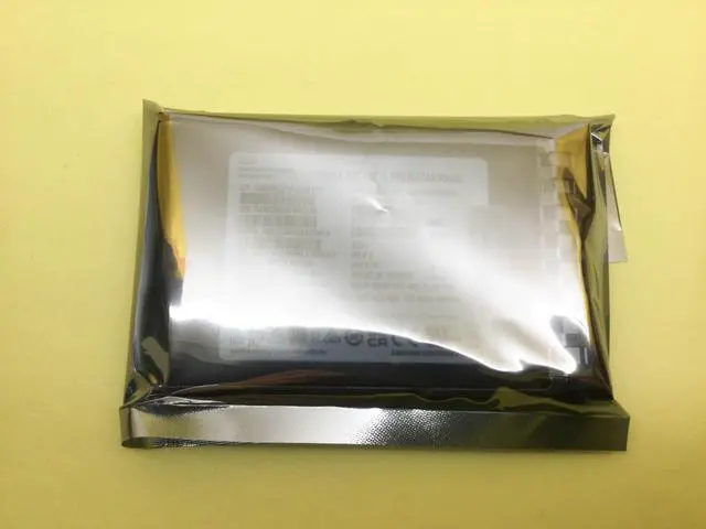 Alt view image 3 of 3 - P43305-B21 HPE DX 1.92TB SATA RI SFF BC DS FIO SSD P44388-001