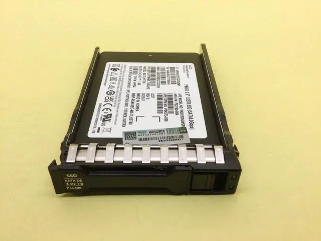 Alt view image 2 of 3 - P43305-B21 HPE DX 1.92TB SATA RI SFF BC DS FIO SSD P44388-001