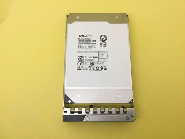 Main image of 5C2XG DELL EMC 12TB SATA 6Gb/s 3.5in 512e HDD 05C2XG MG09ACA12TEY - OEM
