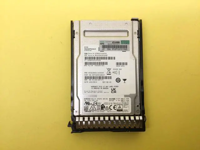 Main image of (NOT FOR HOME PC!) P26290-B21 HPE 800GB SAS 24G MIXED USE SFF SC SSD P37171-001