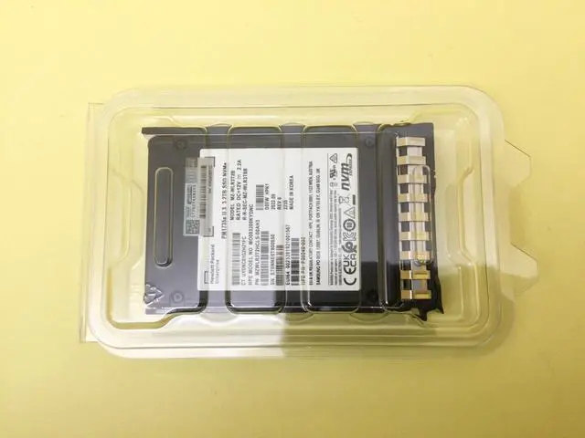 Alt view image 3 of 4 - P50230-B21 HPE 3.2TB NVMe GEN4 MIXED USE SFF BC U.3 PM1735a SSD P50967-001