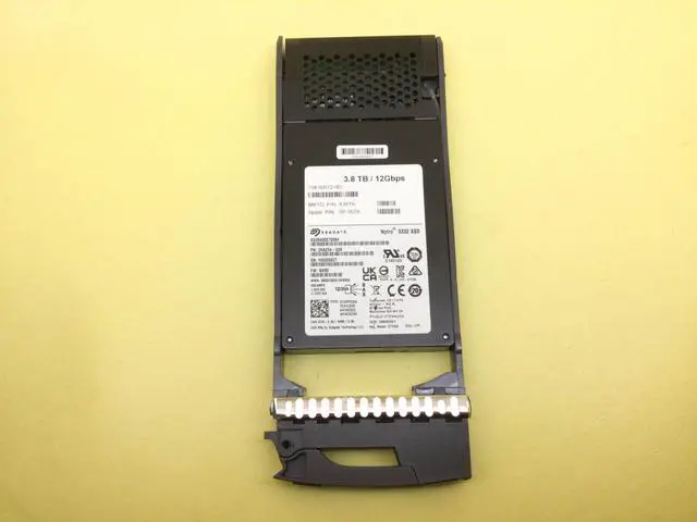Main image of (NOT FOR HOME PC!) X357A Netapp 3.84TB SAS 12Gbps 2.5'' SSD Seagate XS3840SE70084 108-00572+B2