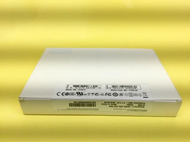 Alt view image 2 of 4 - Samsung 970 PRO 512GB M.2 2280 PCI Express NVMe V-NAND SSD MZ-V7P512E