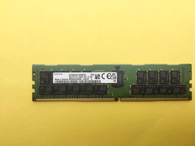 Main image of Samsung 32GB 2Rx4 PC4-3200AA RDIMM Server Memory M393A4K40DB3-CWE