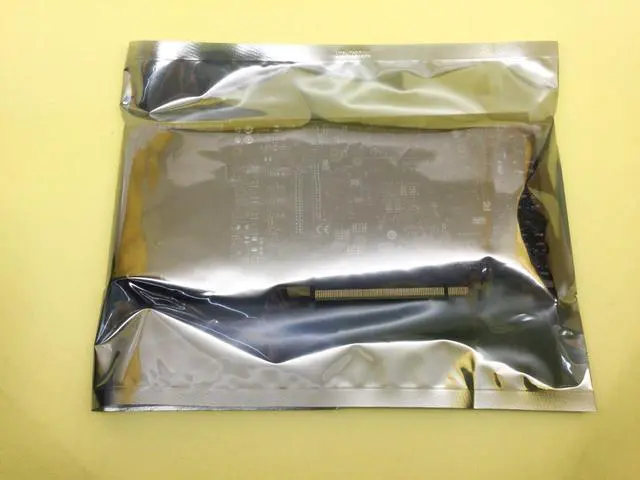 Alt view image 5 of 5 - *** Nvidia Quadro RTX 4000 GDDR6 8GB PCIe Graphics Card ***