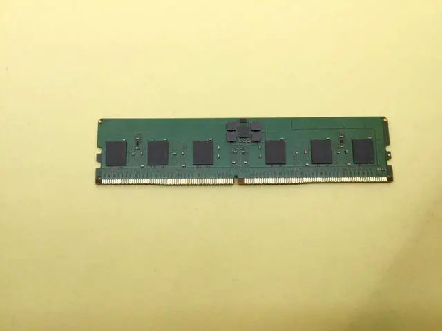 Alt view image 2 of 3 - MICRON 16GB (1X16GB) 1Rx8 PC5-4800B DDR5 SERVER MEMORY MTC10F1084S1RC48BA1 - OEM