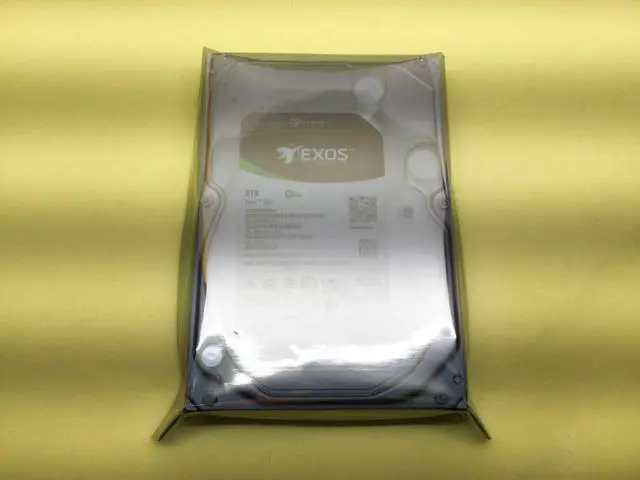Alt view image 2 of 2 - Seagate Exos 7E8 8TB 7.2K SATA 6Gb/s 3.5" 256MB HDD ST8000NM004A