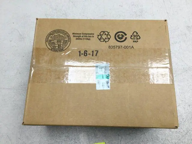 Alt view image 2 of 2 - 804602-B21 HPE 800GB SATA 6G READ INTENSIVE LFF (3.5IN) SCC SSD 805375-001