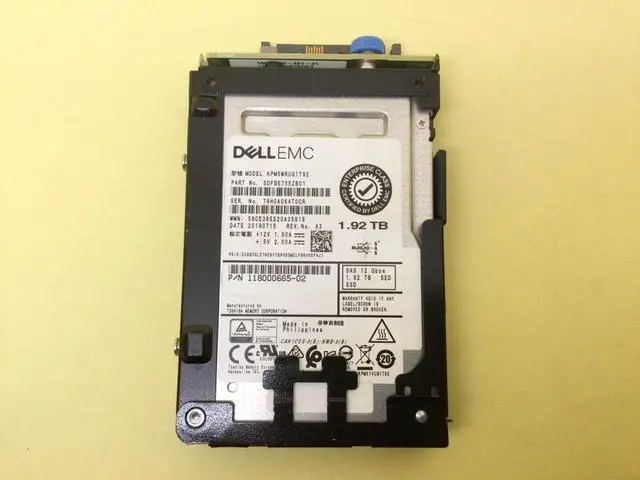 Main image of (NOT FOR HOME PC!) EMC 005053371 1.92TB SAS 12Gbps 2.5" SED SSD 118000665-02 KPM5WRUG1T92