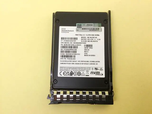 Main image of P50233-B21 HPE 6.4TB NVME GEN4 MIXED USE SFF BC U.3 PM1735A SSD P50970-001