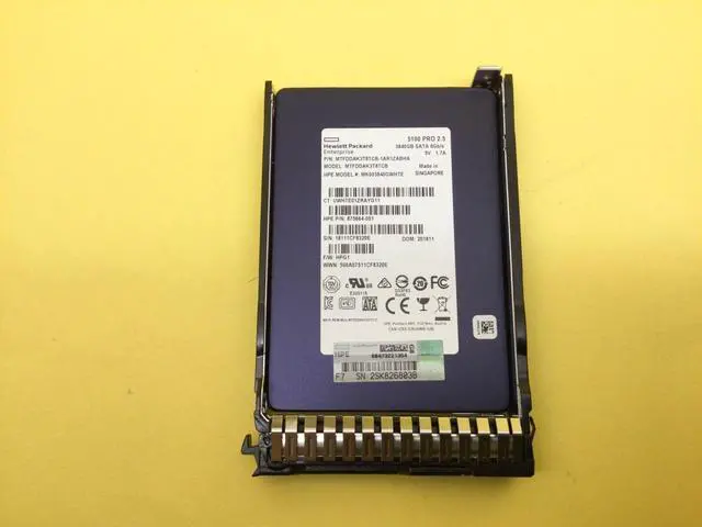 Main image of P00896-B21 HPE 3.84TB SATA 6G MIXED USE SFF SC SSD P02562-001