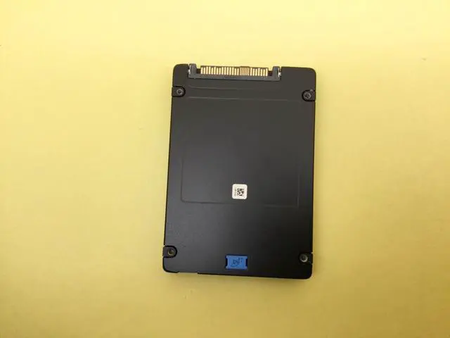 Alt view image 3 of 5 - Micron 7450 Pro 1.92TB PCIE Gen4 NVMe U.3 2.5" Internal SSD MTFDKCC1T9TFR