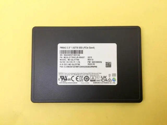 Main image of Samsung PM9A3 1.92TB PCIe Gen4 X4 NVMe 2.5'' U.2 SSD MZ-QL21T90