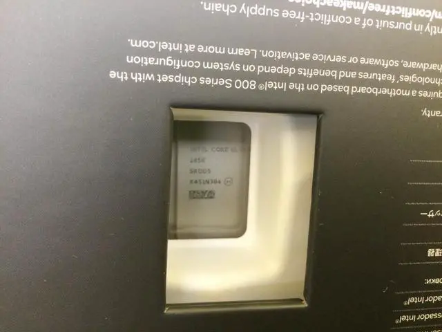 Alt view image 4 of 4 - SRQD5 Intel Core Ultra 9 285K 24-Cores 3.7GHz 24 Threads FCLGA1851 Processor