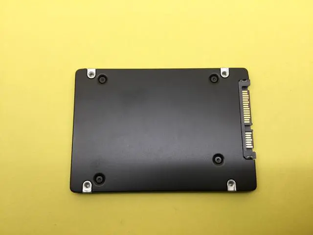 Alt view image 2 of 4 - Samsung PM893 Series 3.84TB SATA 6Gb/s 2.5inch Internal SSD MZ-7L33T80