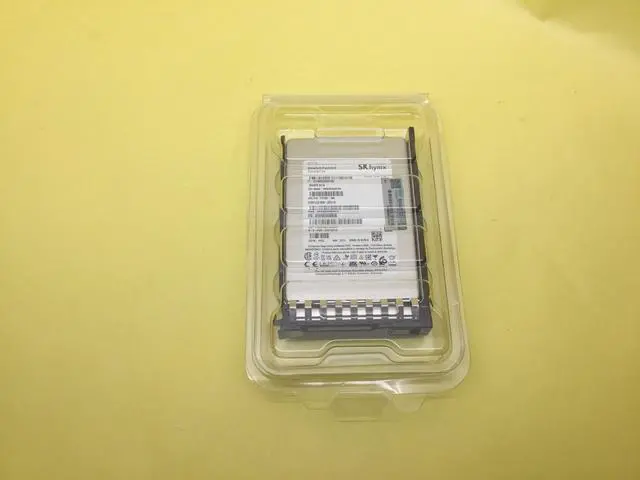 Main image of P40500-B21 HPE 3.84TB SATA 6G READ INTENSIVE SFF BC MV SSD P41525-001