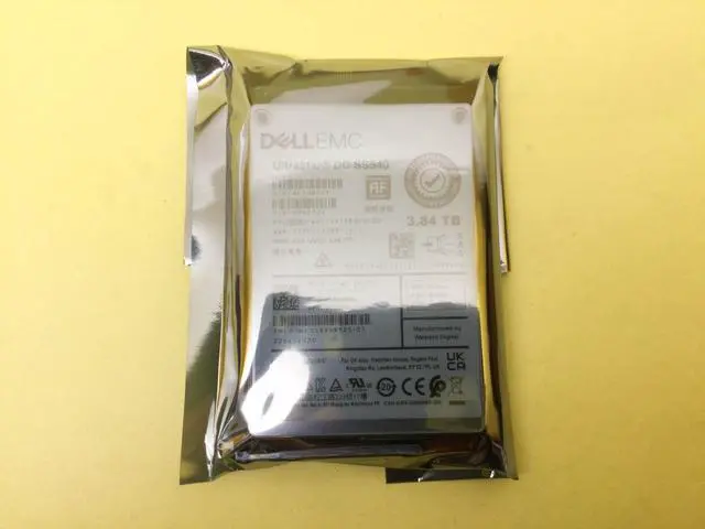 Alt view image 3 of 3 - (NOT FOR HOME PC!) CVDWD 0CVDWD Dell EMC 3.84TB 2.5" SAS 12Gb/s RI SSD 005053722 118999825-01