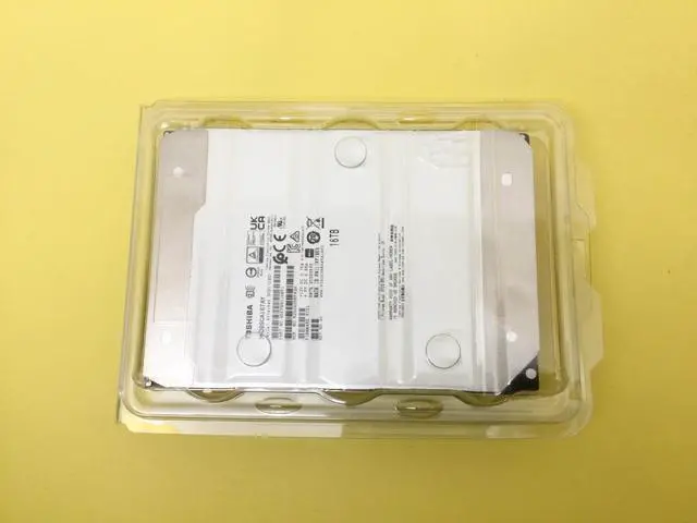 Alt view image 2 of 3 - (NOT FOR HOME PC!) MG08SCA16TAY Toshiba 16TB 7.2K 12GB/s SAS 3.5in HDD