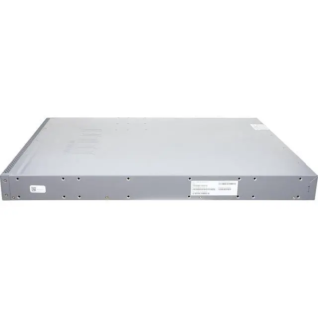 Alt view image 4 of 5 - Juniper QFX5100-48S-3AFI 48P 10GbE SFP+ 6P QSFP+ AFI Switch