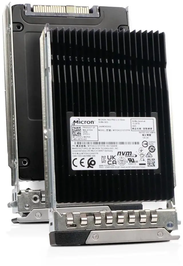 Main image of Dell 15.36TB PCIe 4.0 x4 8GB/s U.3 NVMe 1 DWPD 2.5" PowerEdge SSD 07FD1J G16