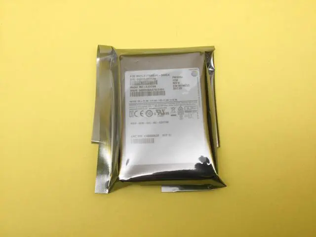 Alt view image 3 of 3 - (NOT FOR HOME PC!) MZ-ILS1T6N EMC Samsung PM1635a Series 1.6TB SAS 12Gb/s 2.5" SSD MZILS1T6HEJH