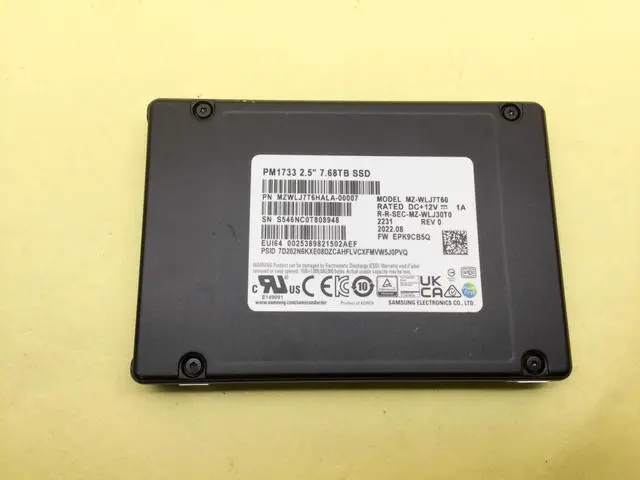 Main image of Samsung PM1733 7.68TB NVME PCIE U.2 2.5" Internal SSD MZ-WLJ7T60