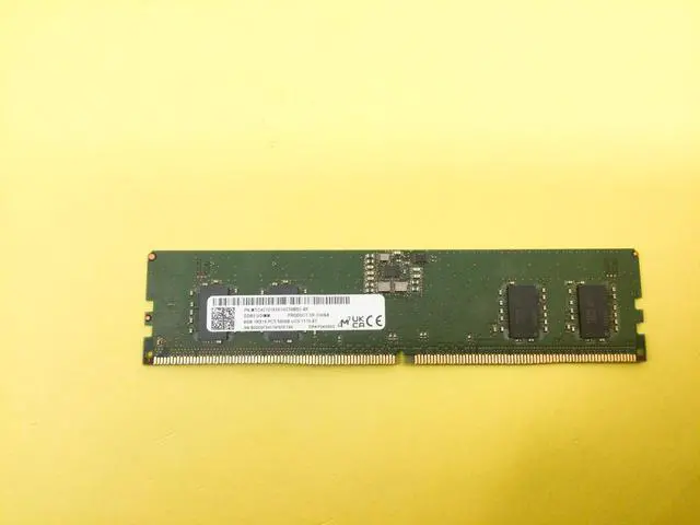 Main image of MICRON 8GB 1Rx16 DDR5-5600B UDIMM Desktop Memory MTC4C10163S1UC56BD1
