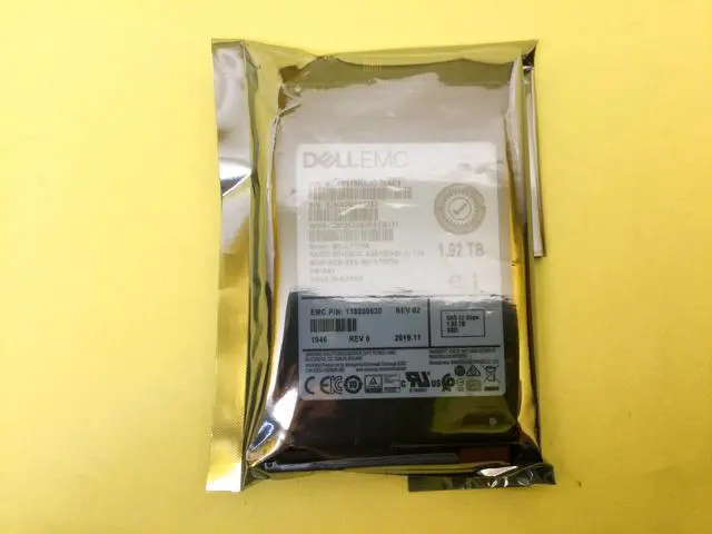 Alt view image 3 of 3 - (NOT FOR HOME PC!) 005052582 EMC UNITY 1.92TB SAS 12Gb/s 2.5in SSD 118000630 118000656