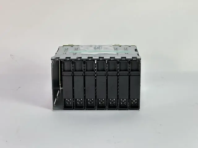 Alt view image 3 of 7 - (NOT FOR HOME PC!) HPE DL380 DL385 DL345 DL38x Gen10/Plus/V2 8SFF Drive Cage Kit 2.5 SATA/SAS BC