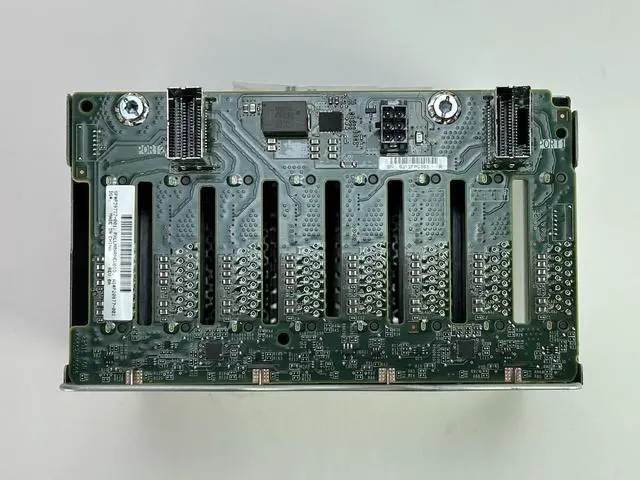 Alt view image 4 of 7 - (NOT FOR HOME PC!) HPE DL380 DL385 DL345 DL38x Gen10/Plus/V2 8SFF Drive Cage Kit 2.5 SATA/SAS BC
