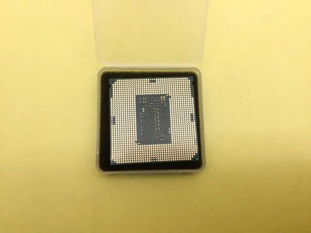 Alt view image 3 of 4 - SRG19/SRELS Intel Core i9-9900K 8-Core 3.6GHz LGA 1151 95W Processor