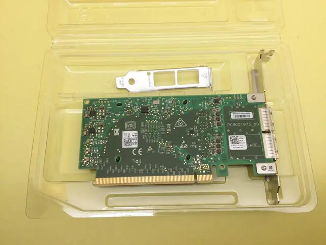 Alt view image 2 of 3 - 71C1T Dell Mellanox ConnectX-5 CX516A Dual Port 100GB QSFP28 Network Adaptor