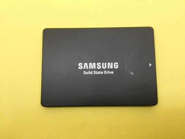 Alt view image 5 of 7 - MZ-7LM960N Samsung PM863a Series 960GB SATA 6Gbps 2.5" Internal SSD MZ7LM960HMJP