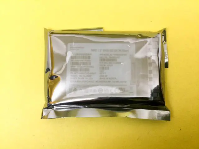 Alt view image 3 of 3 - P44007-B21 HPE 480GB SATA 6G READ INTENSIVE SFF BC PM893 SSD P46052-001