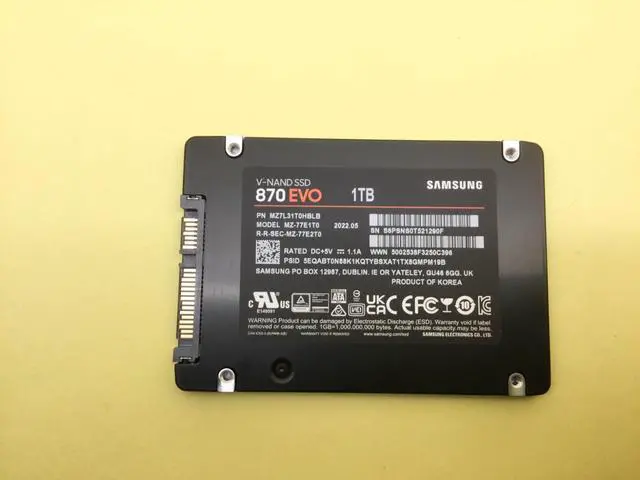 Alt view image 2 of 4 - SAMSUNG 870 EVO 1TB 2.5-Inch SATA III Internal SSD MZ-77E1T0