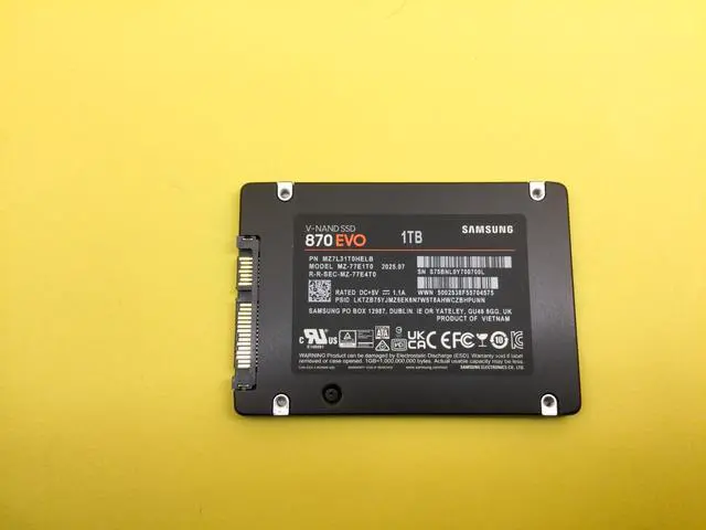 Alt view image 3 of 4 - SAMSUNG 870 EVO 1TB 2.5-Inch SATA III Internal SSD MZ-77E1T0
