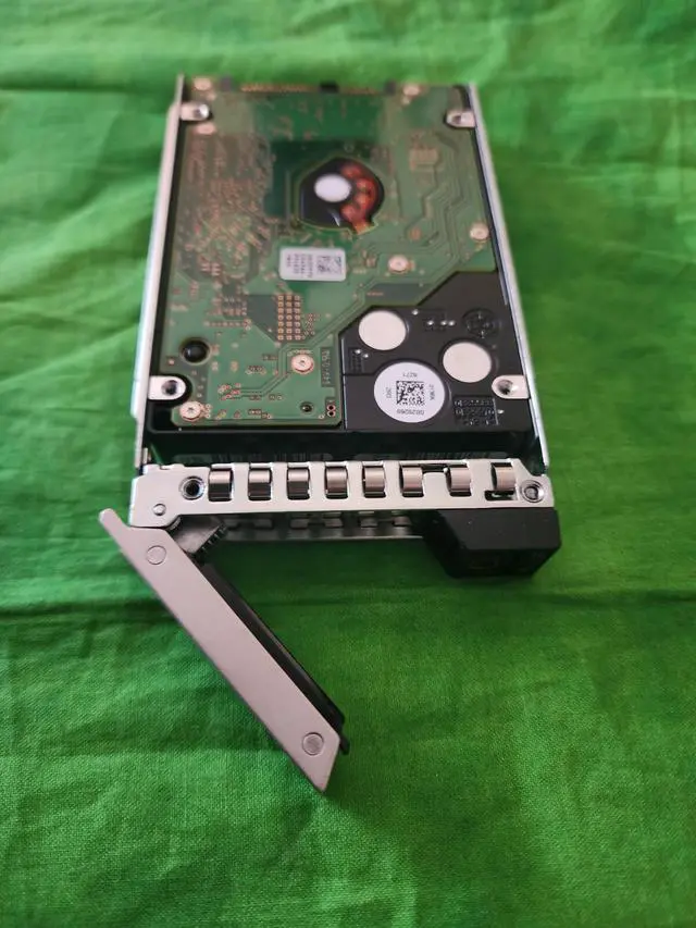 Alt view image 4 of 4 - (NOT FOR HOME PC!) Dell 1.2TB 10K 12G 2.5" SAS HDD HUC101812CSS200 0KV02 GEN14 Caddy 92% REMAINING