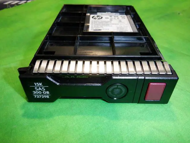 Alt view image 2 of 2 - (NOT FOR HOME PC!) HP 300GB 15K 737298-001 12GB SAS Drive 3.5 inch Tray LFF 737280-001