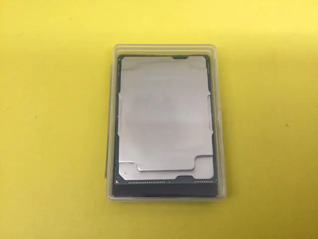 Main image of Gold 5317 Intel Xeon Gold 5317 12-cores 3.00GHz FCLGA4189 CPU SRKXM