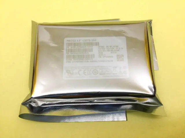 Alt view image 3 of 3 - Samsung PM1733 1.92TB PCIe Gen4 X4 NVMe 2.5'' U.2 SSD MZ-WLJ1T90