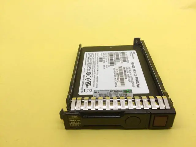 Alt view image 2 of 4 - 868826-B21 HP 1.92TB SATA 6G READ INTENSIVE SFF (2.5IN) SC DS SSD 868930-001