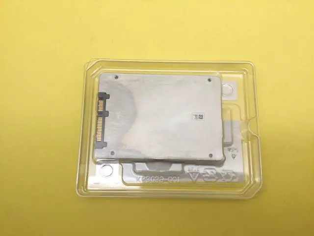 Alt view image 2 of 2 - Intel D3-S4610 Series 3.84TB SATA 6Gb/s 2.5'' Internal SSD SSDSC2KG038T8