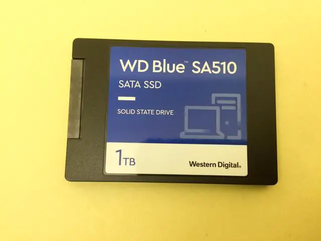 Main image of WD Blue SA510 1TB SATA 6Gb/s 2.5" Internal SSD WDS100T3B0A