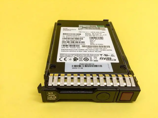 Alt view image 2 of 3 - P26104-B21 HPE 7.68TB NVME GEN4 READ INTENSIVE SFF SC U.3 SSD P26960-001
