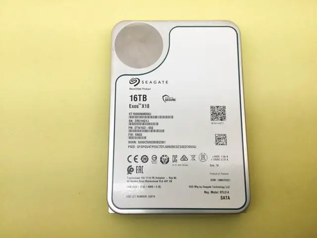 Main image of Seagate Exos X18 16TB 7.2K SATA 6Gb/s 256MB 3.5'' 512e/4Kn HDD ST16000NM000J