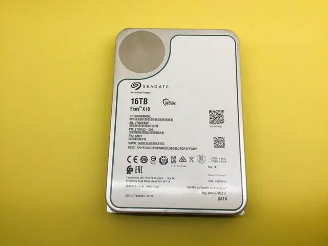 Alt view image 2 of 3 - Seagate Exos X18 16TB 7.2K SATA 6Gb/s 256MB 3.5'' 512e/4Kn HDD ST16000NM000J