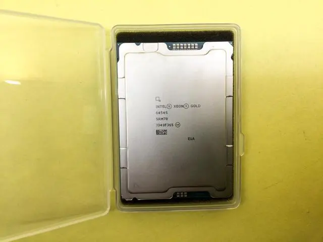 Main image of SRM7B Intel Xeon Gold 6454S 32 Core 2.20GHz 60MB L3 Cache 270W CPU